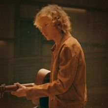 Beck Announces Special Guests Robert Forster & Gena Rose Bruce For Australian Dates