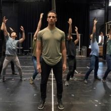 Photo Flash: First Look at Ari'el Stachel, David Hyde Pierce and More in Rehearsals f
