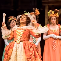 Photo Flash: First Look At A CHRISTMAS CAROL At The Guthrie Theater