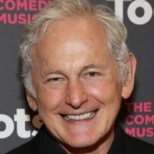 Victor Garber to be Honored at SHOW UP FOR SCIENCE Event, Featuring Jane Krakowski, T