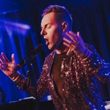 Photo Flash: Travis Moser Brings THE SONGS OF LINDA RONSTADT to The Green Room 42