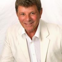 Suffolk Theater Presents Frankie Avalon Next Month