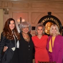 Photo Coverage: Candace Bushnell Talks at The Friars Club About Her New Book 'Is…