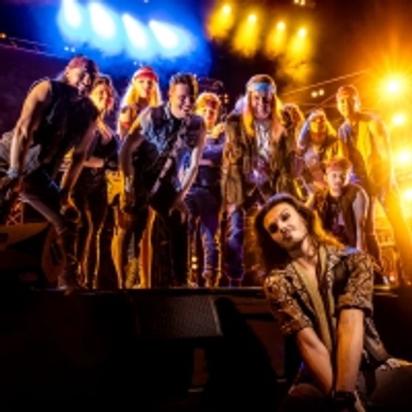 New Cast Announced to Join Kevin Kennedy in the UK Tour of ROCK OF AGES UK Photo