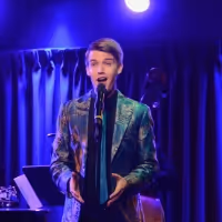 Photos: MARK WILLIAM Returns to The Green Room 42