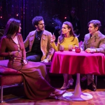 Photo Flash: First Look at Jennifer Damiano, Michael Zegen and More in BOB &amp; CAROL &amp; TED &amp; ALICE