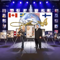 9 TO 5 UK Tour Celebrates Dolly Parton Being Awarded 47 New Gold and Platinum…