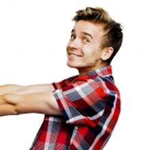 Photo Flash: First Look at Joe Sugg as Ogie in WAITRESS