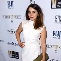 Mae Whitman and Eric Roberts Join Season Two Of Jim Carrey's KIDDING