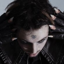 Mad Kelly Channels 2000's Rock with "Hostage"