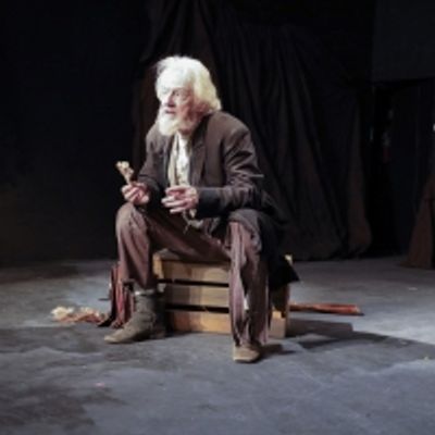 Photos: Inside Look at Ron Sossi and the Odyssey Theatre Ensmeble&#039;s Production of WAKINGS!