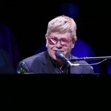 Elton John Says THE DEVIL WEARS PRADA Musical Is 'Not Ready'