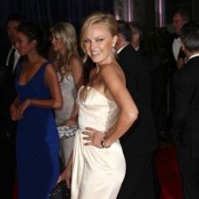 Malin Akerman Will Lead CHICK FIGHT