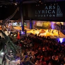 An Operatic Performance Among The Dinosaurs Brings The Houston Museum Of Natural Scie