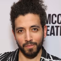 Heath Saunders Makes Debut as Jamie in COMPANY