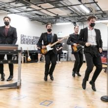 Photos: JERSEY BOYS Rehearses for the West End