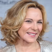 Kim Cattrall Joins Hillary Duff-Led HOW I MET YOUR FATHER Hulu Series