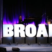 BroadwayCon Unveils Lineup Featuring BEETLEJUICE, SIX, DEAR EVAN HANSEN, and More!