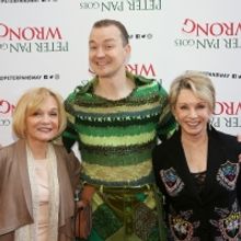 Photos: On the Red Carpet of PETER PAN GOES WRONG Opening Night