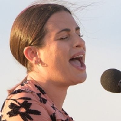 Photos: GLEE Star Lea Michele Kicks Off the BROADWAY AND VINE Concert Series