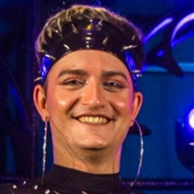 Photo Flash: SIX Writer Toby Marlow Fills in for Catherine Parr