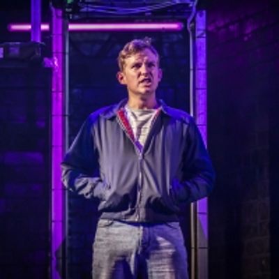 Photo Flash: First Look at CRUISE at the Duchess Theatre