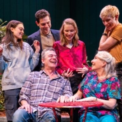 Photos: First Look At The Canadian Premiere Of THINGS I KNOW TO BE TRUE By Andrew Bovell