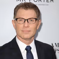 Bobby Flay Strikes Multi-Year Deal With Food Network