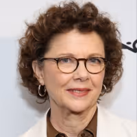 Annette Bening, Julianne Moore, Mark Ruffalo & More From THE KIDS ARE ALL RIGHT to…