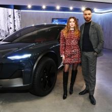 Photos: Audi Celebrates FIS Ski World Cup with Regé-Jean Page and Zoey Deutch