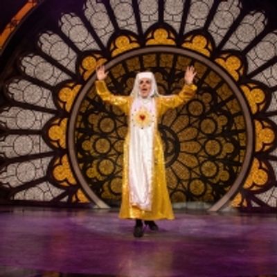 Photos: Inside Press Night For SISTER ACT at London&#039;s Eventim Apollo, Starring Jennifer Saunders, Beverley Knight, and More!