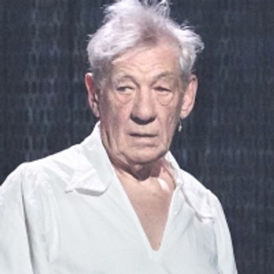 Photos: First Look at Ian McKellen in Dance Version of HAMLET in Edinburgh
