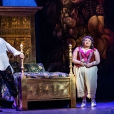 Photos: First Look at Keala Settle, Tom Francis, and More in &amp; JULIET