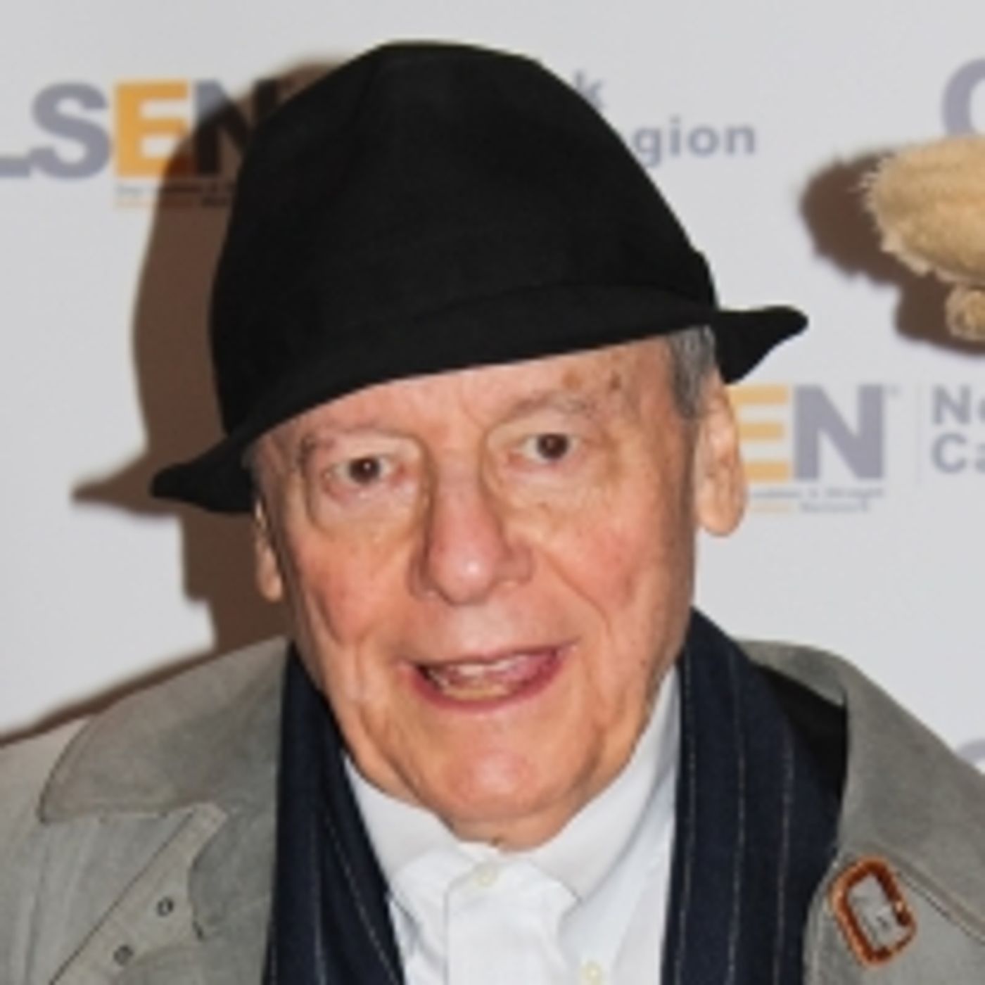 Wake Up With BWW 11/26: THE PROM Finds its Emma in Jo Ellen Pellman, and More!  Image