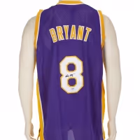 Kobe Bryant's Hollywood Handprints, NBA Uniform And More Score At Julien's Auctions…