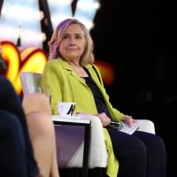 Photos: Hillary Clinton Joins LaChanze, Julie White, Donna Murphy, and Vanessa…
