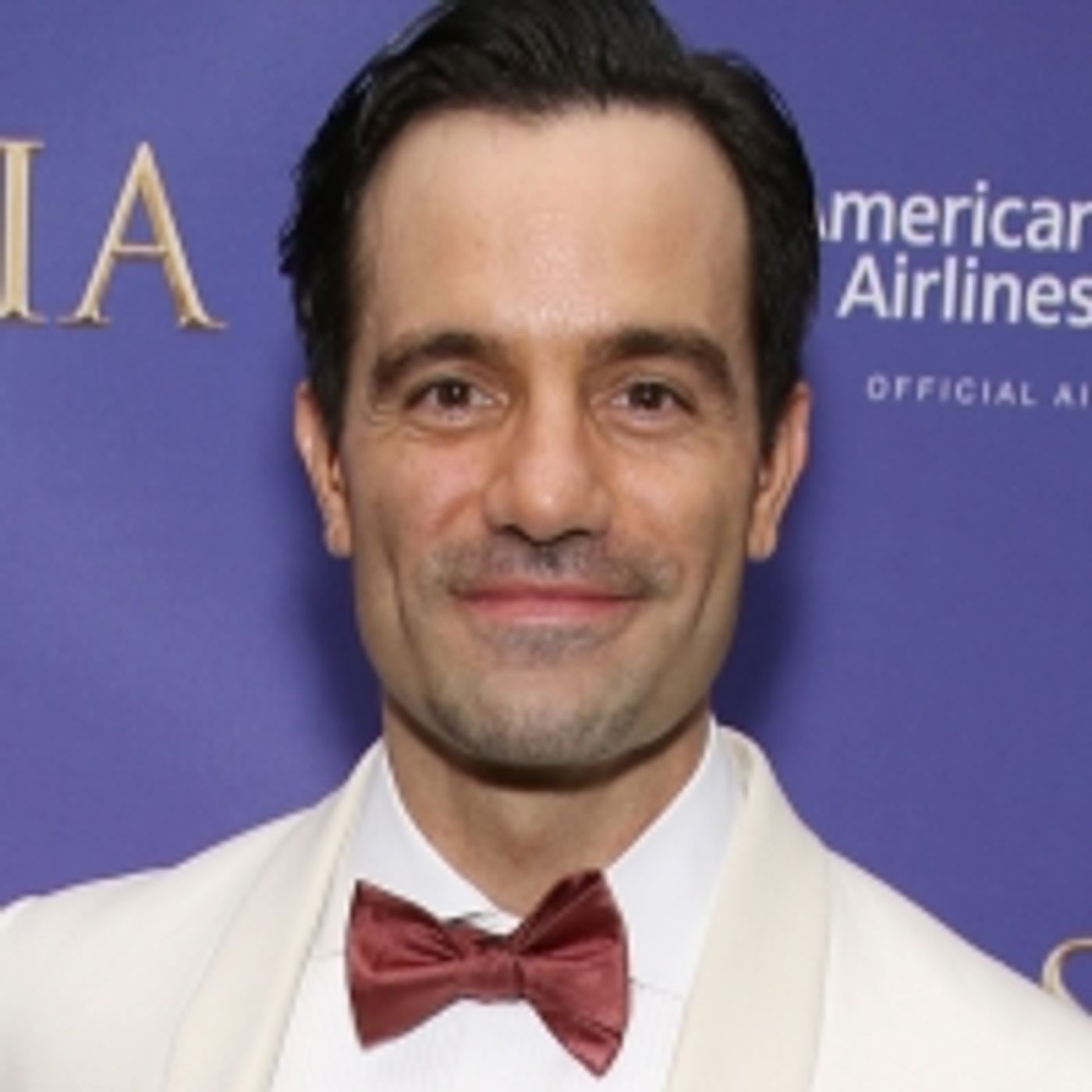 Wake Up With BWW 12/16: Broadway-Bound HOUDINI Musical in the Works, and More!  Image