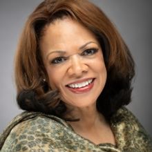  Local Arts Leader Announces Retirement from Contemporary Dance Company