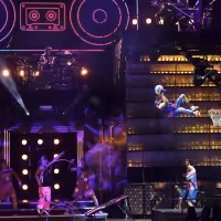 Cirque du Soleil's MAD APPLE Premieres at New York-New York Hotel in Las Vegas