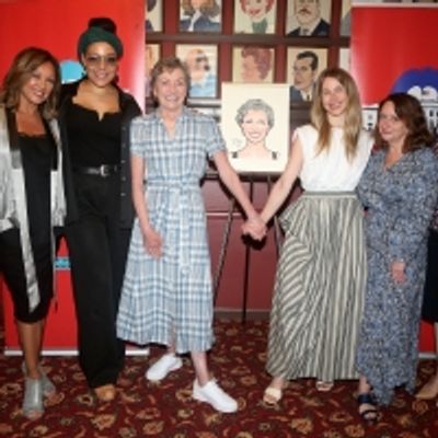Photos: Julie White Receives Her Portrait at Sardi&#039;s