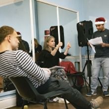 Photos: Inside Rehearsal For A CHRISTMAS CAROL-ISH At Soho Theatre