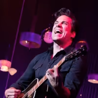 Wake Up With BWW 3/22: Danny DeVito to Return to Broadway, A BEAUTIFUL NOISE Tour…