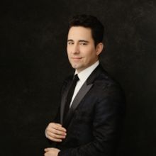 John Lloyd Young Returns to Cafe Carlyle Tonight