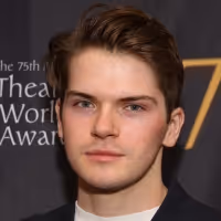 Colton Ryan and Nik Dodani Join DEAR EVAN HANSEN Film Adaptation