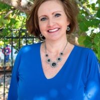 Women's Resource Center's Wonder Women Collective Series Continues With 'Helping…