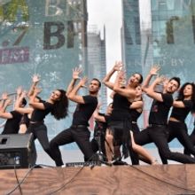 Photos: Broadway in Bryant Park Returns with the Casts of DEAR EVAN HANSEN, SIX, DIAN