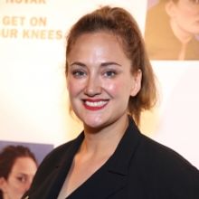 Comedian Jacqueline Novak Will Bring GET ON YOUR KNEES to Boston