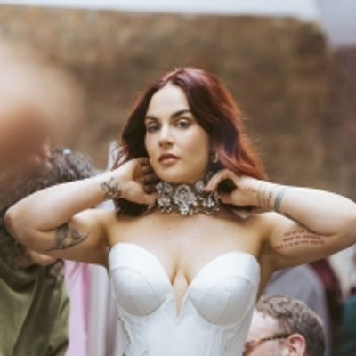 Photos: JoJo Gets in Character at MOULIN ROUGE! Costume Fitting