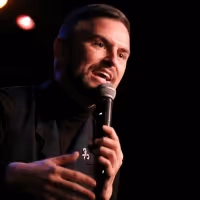 Photos: Daniel Reichard Brings A Merry LET'S CHRISTMAS To Birdland!