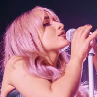 Photos: Sabrina Carpenter Kicks Off 'emails i can't send' Tour